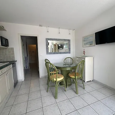 Village Naturiste Heliopolis Ab 117 Vue Jardin Et Apartament Agde